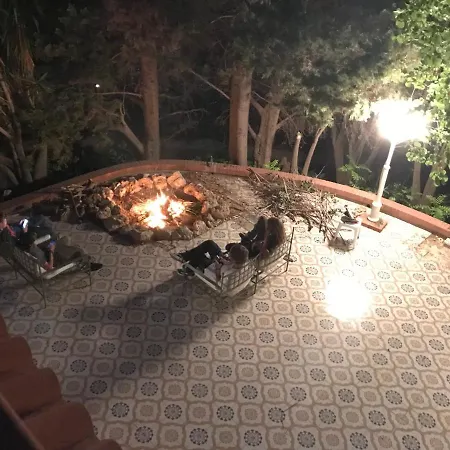 Park House 3*